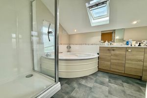 Bathroom with Shower- click for photo gallery